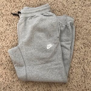 Nike joggers (Men's fit)